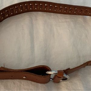 Womens size MEDIUM RALPH LAUREN leather belt.